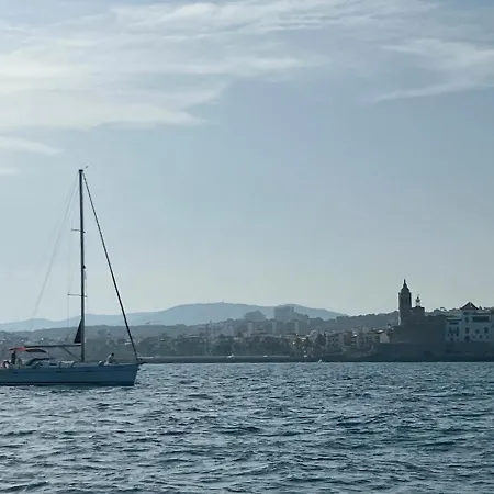 船上ホテル Alojamiento En Sitges, Con Opcion A Tour De Navegacion シッチェス